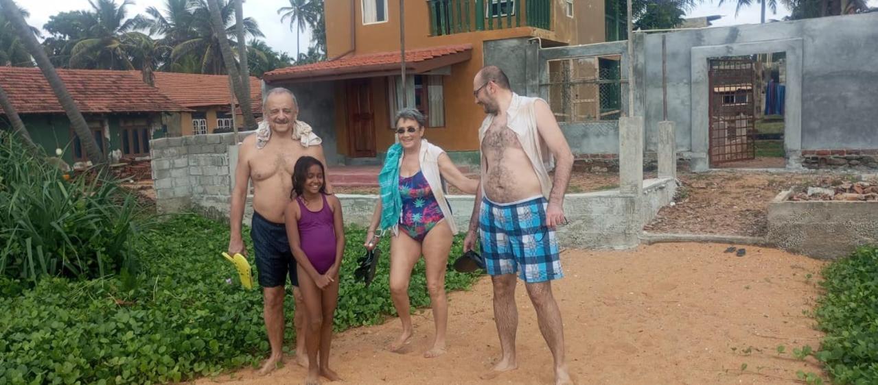 Sea Bay Resort Wennappuwa エクステリア 写真