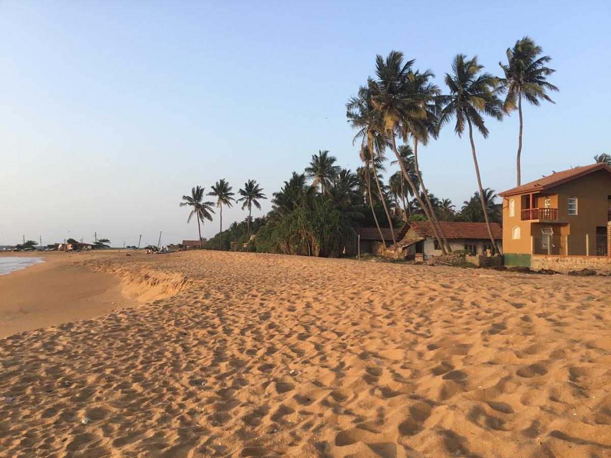 Sea Bay Resort Wennappuwa エクステリア 写真