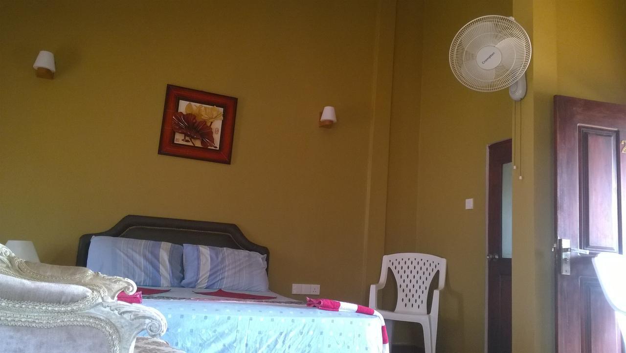 Sea Bay Resort Wennappuwa エクステリア 写真